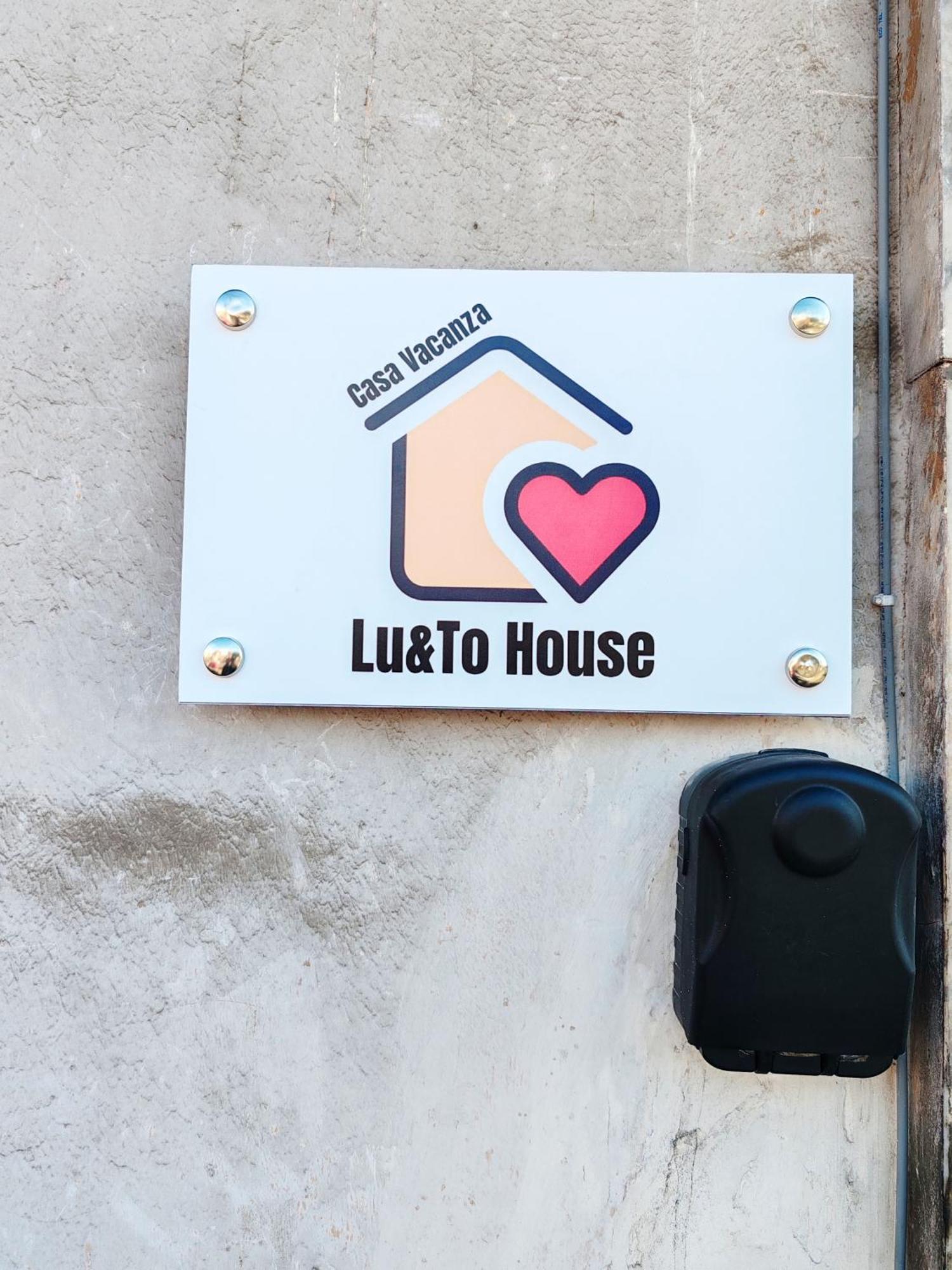 Appartamento Lu&To House Catania Esterno foto